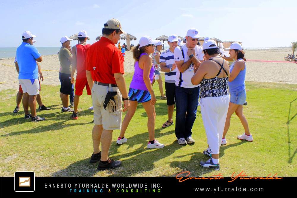 Quito Team Bonding, Team Building, Talleres de Cuerdas, Team Building Empresarial