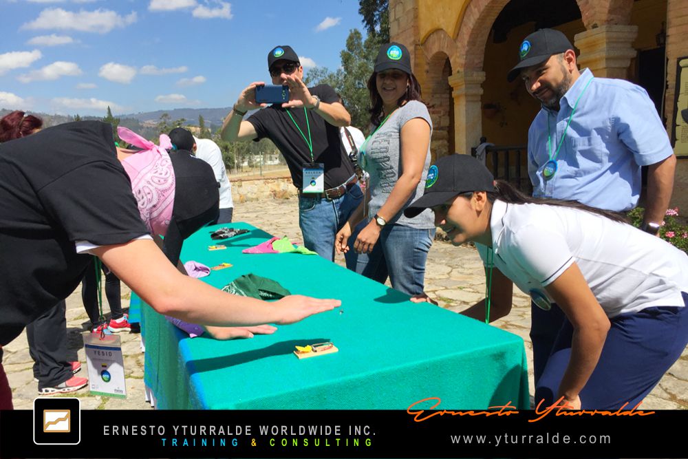 Quito Talleres Vivenciales con Dinámicas de Grupos, Team Bonding, Team Building, Talleres de Cuerdas, Team Building Corporativo