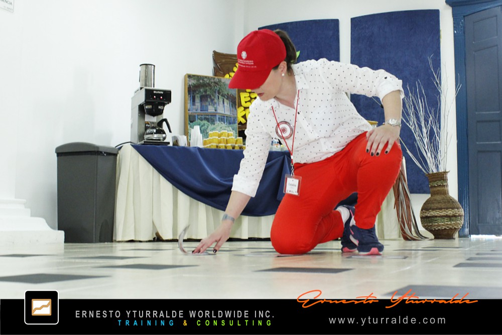 Experiencias de Team Building en Quito aplicando talleres de cuerdas